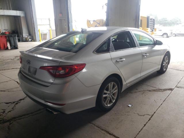 Photo 4 from auction – 2017 HYUNDAI SONATA SE with VIN 5NPE24AF7HH465710