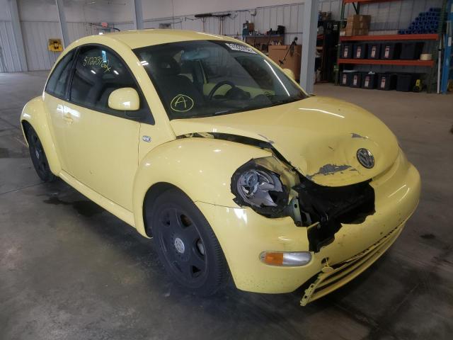 VOLKSWAGEN BEETLE 2000 with VIN 3VWBC21C8YM424326 - Photo from auction