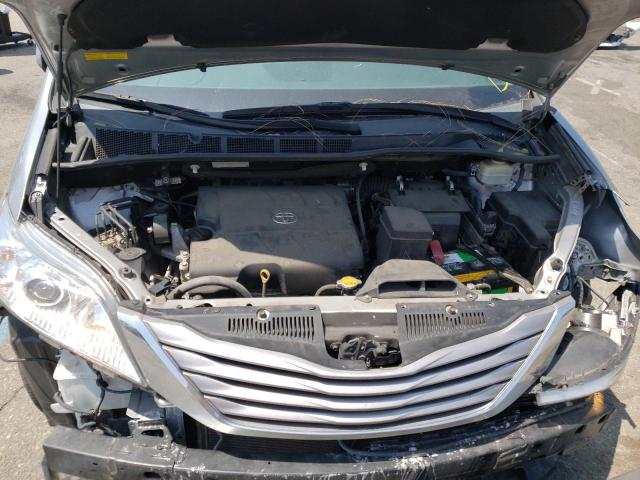 Photo 7 from auction – 2016 TOYOTA SIENNA XLE with VIN 5TDYK3DCXGS717841
