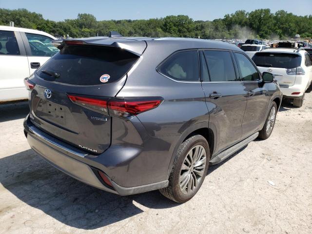 Photo 4 from auction – 2022 TOYOTA HIGHLANDER with VIN 5TDFARAH9NS013334