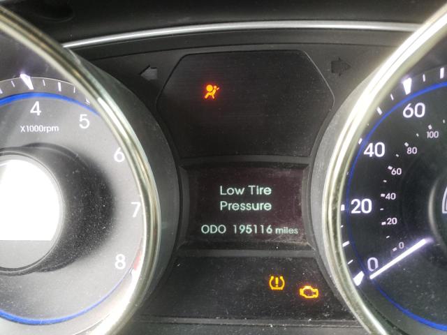 Photo 8 from auction – 2011 HYUNDAI SONATA SE with VIN 5NPEC4AC7BH156071