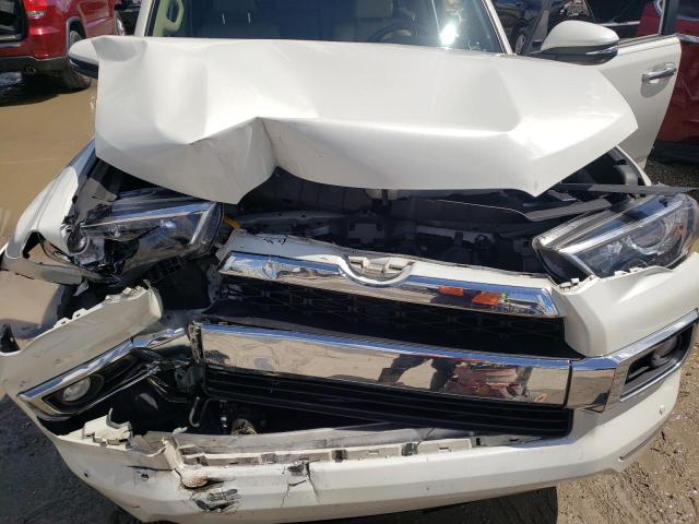 Photo 7 from auction – 2018 TOYOTA 4RUNNER SR with VIN JTEBU5JR2J5562196
