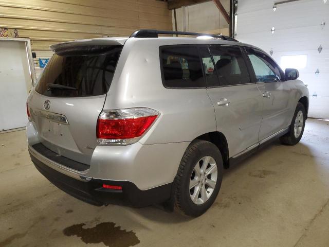 Photo 4 from auction – 2013 TOYOTA HIGHLANDER with VIN 5TDBK3EH3DS199020