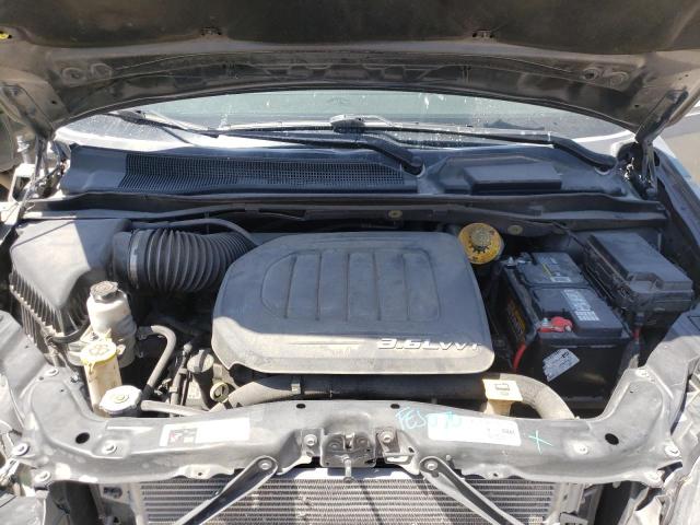 Photo 7 from auction – 2015 CHRYSLER TOWN & COU with VIN 2C4RC1BG9FR672961