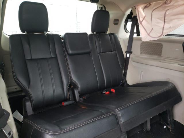 Photo 9 from auction – 2014 CHRYSLER TOWN & COU with VIN 2C4RC1CG0ER184334