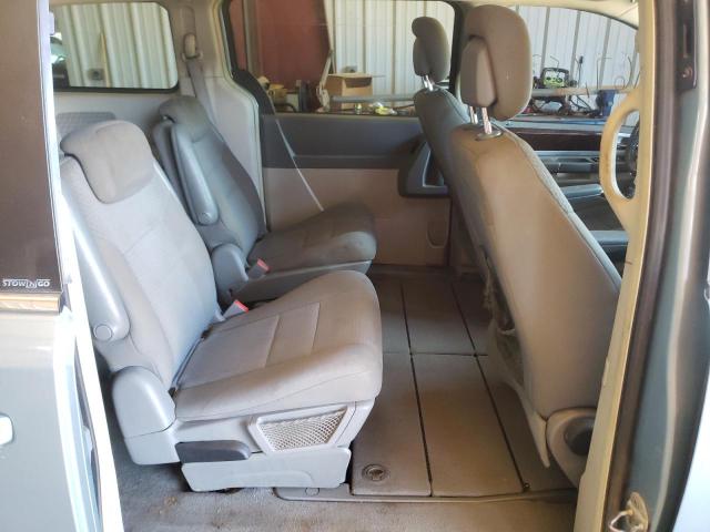 Photo 6 from auction – 2010 CHRYSLER TOWN & COU with VIN 2A4RR5D13AR415165