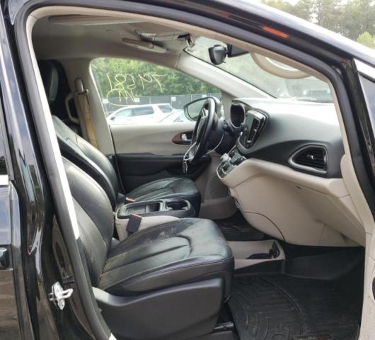 Photo 5 from auction – 2017 CHRYSLER PACIFICA T with VIN 2C4RC1BG6HR704350