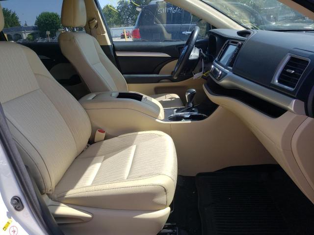 Photo 5 from auction – 2018 TOYOTA HIGHLANDER with VIN 5TDBZRFH6JS864887