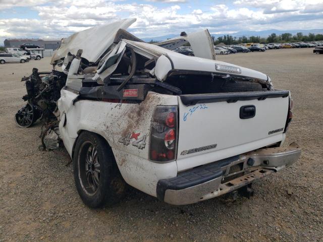 Photo 3 from auction – 2005 CHEVROLET SILVERADO with VIN 1GCEK19B75E100097