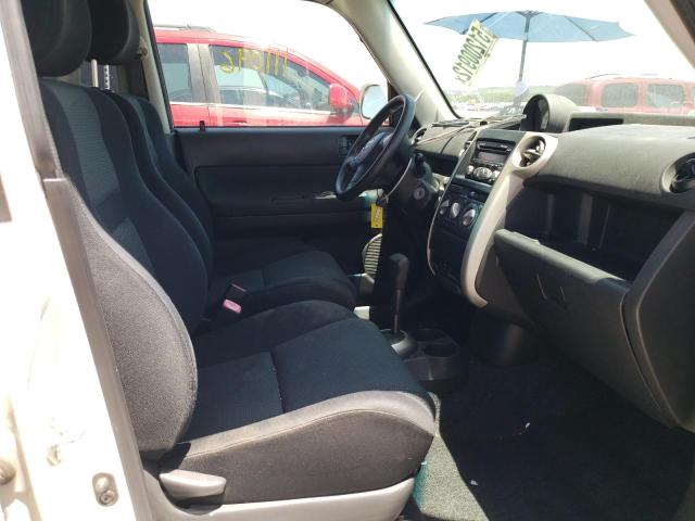 Photo 5 from auction – 2006 SCION XB with VIN JTLKT324064089527