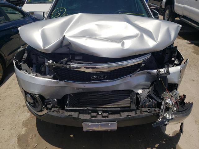 Photo 7 from auction – 2012 KIA SORENTO EX with VIN 5XYKU3A69CG293722