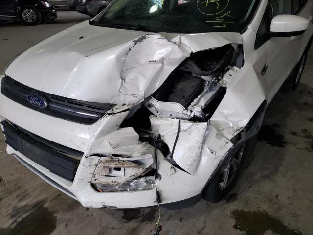 Photo 9 from auction – 2015 FORD ESCAPE SE with VIN 1FMCU9GX4FUA86032