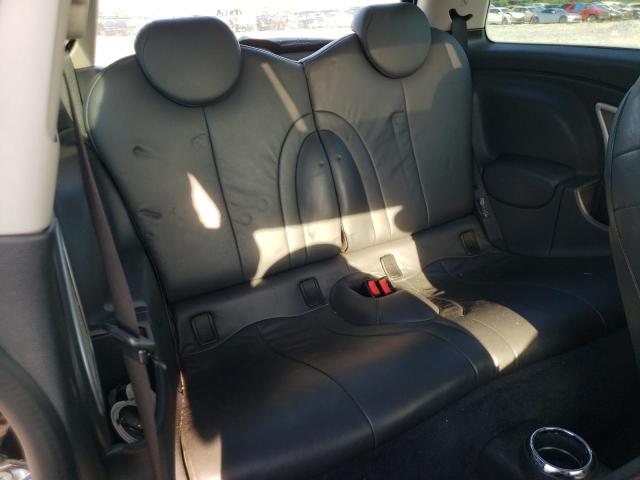 Photo 6 from auction – 2005 MINI COOPER S with VIN WMWRE33435TD97380