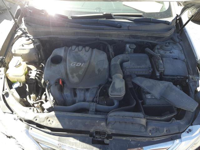 Photo 7 from auction – 2011 HYUNDAI SONATA SE with VIN 5NPEC4AC9BH254437