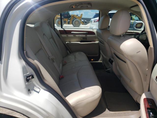 Photo 6 from auction – 2004 LINCOLN TOWNCAR with VIN 1LNHM83W24Y636203