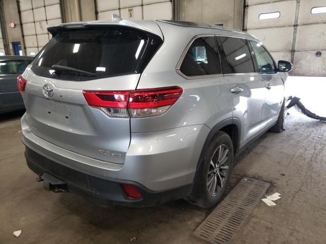 Photo 4 from auction – 2019 TOYOTA HIGHLANDER with VIN 5TDJZRFH5KS996794
