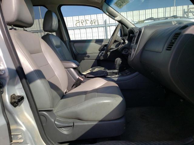 Photo 5 from auction – 2005 FORD ESCAPE HEV with VIN 1FMCU96H25KE01348