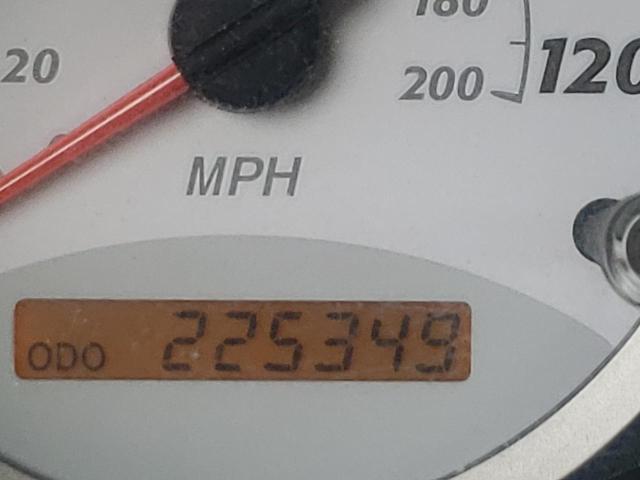 Photo 8 from auction – 2005 TOYOTA RAV4 with VIN JTEHD20V450044343