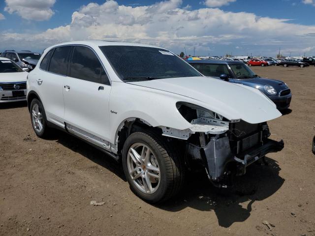 PORSCHE CAYENNE S 2013 with VIN WP1AE2A29DLA15679 - Photo from auction