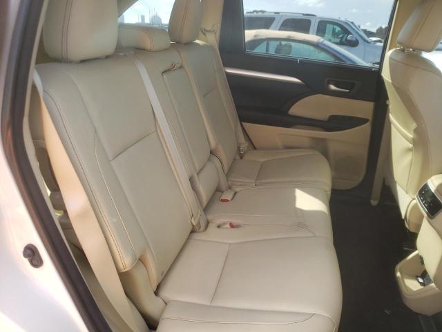 Photo 6 from auction – 2016 TOYOTA HIGHLANDER with VIN 5TDKKRFH3GS156903
