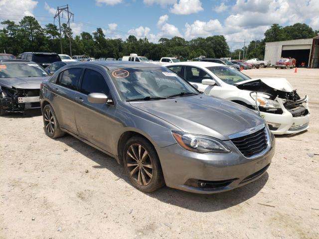 CHRYSLER 200 LIMITE 2013 with VIN 1C3CCBCG1DN645567 - Photo from auction