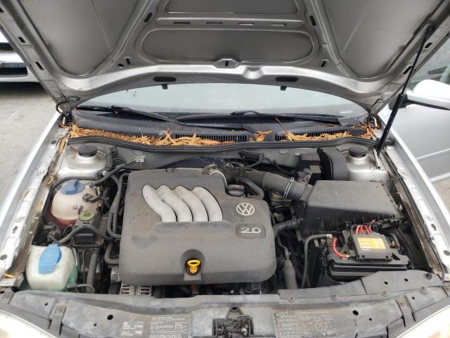 Photo 7 from auction – 2004 VOLKSWAGEN GOLF GL with VIN 9BWFL61J044018031