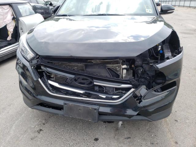 Photo 9 from auction – 2017 HYUNDAI TUCSON LIM with VIN KM8J3CA42HU474322