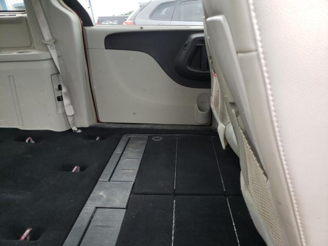 Photo 6 from auction – 2011 CHRYSLER TOWN & COU with VIN 2A4RR8DG6BR629008