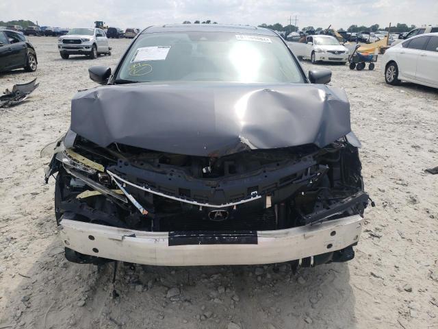 Photo 9 from auction – 2016 ACURA ILX PREMIU with VIN 19UDE2F71GA012893