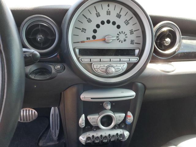 Photo 9 from auction – 2009 MINI COOPER S C with VIN WMWMM33559TP92685
