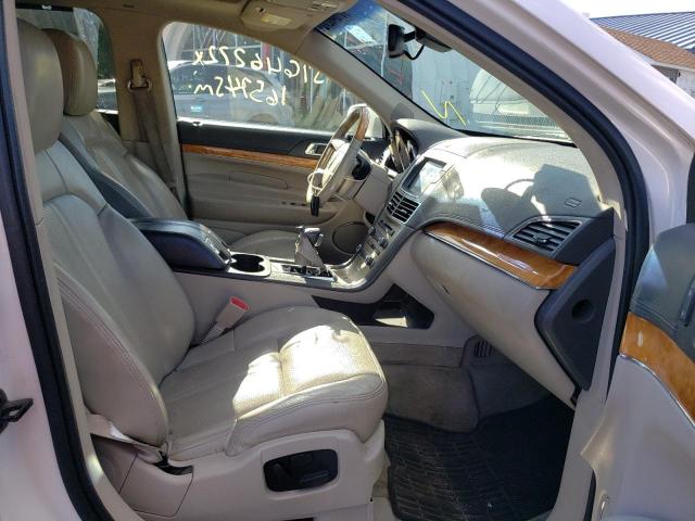 Photo 5 from auction – 2010 LINCOLN MKT with VIN 2LMHJ5AT4ABJ17120