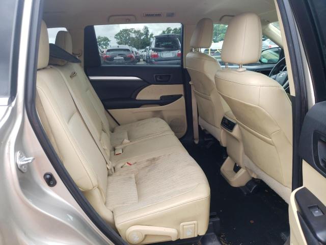 Photo 6 from auction – 2015 TOYOTA HIGHLANDER with VIN 5TDZKRFH9FS119786
