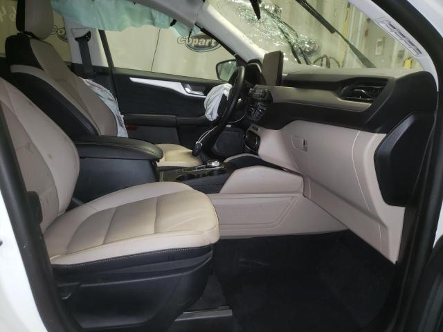 Photo 5 from auction – 2021 FORD ESCAPE SEL with VIN 1FMCU0H65MUB18064