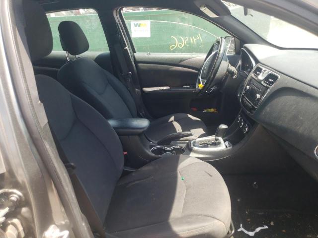 Photo 5 from auction – 2013 CHRYSLER 200 TOURIN with VIN 1C3CCBBG2DN712033