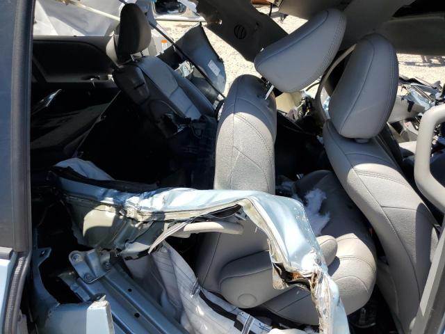 Photo 6 from auction – 2017 TOYOTA SIENNA XLE with VIN 5TDYZ3DC6HS854482