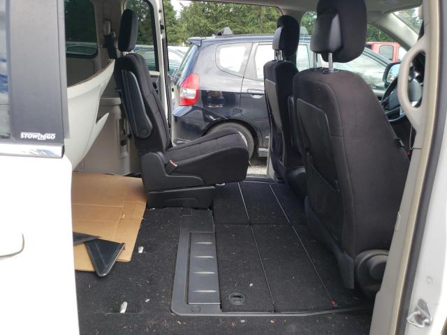 Photo 6 from auction – 2011 CHRYSLER TOWN & COU with VIN 2A4RR5DG3BR665432