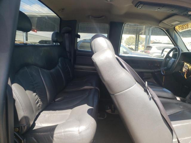 Photo 6 from auction – 1999 CHEVROLET SILVERADO with VIN 1GCEK19T1XE224569