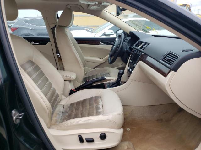 Photo 5 from auction – 2012 VOLKSWAGEN PASSAT SEL with VIN 1VWCN7A34CC003001