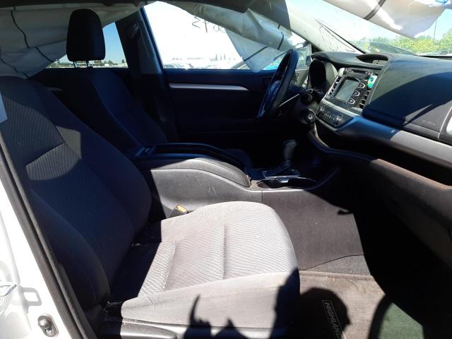 Photo 5 from auction – 2016 TOYOTA HIGHLANDER with VIN 5TDBKRFH8GS252686