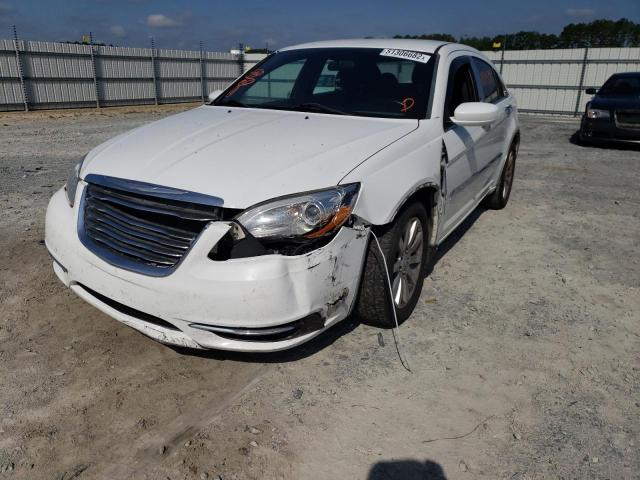 Photo 9 from auction – 2013 CHRYSLER 200 TOURIN with VIN 1C3CCBBG1DN556390