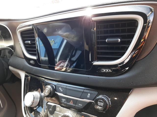Photo 9 from auction – 2017 CHRYSLER PACIFICA T with VIN 2C4RC1BG1HR579547
