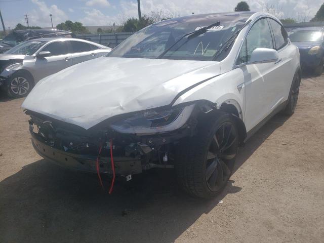 Photo 2 from auction – 2017 TESLA MODEL X with VIN 5YJXCAE45HF075829