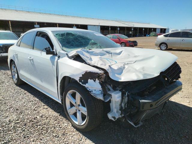 Photo 1 from auction – 2015 VOLKSWAGEN PASSAT S with VIN 1VWAT7A3XFC106148