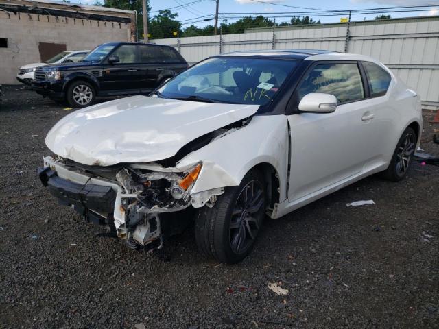 Photo 2 from auction – 2016 TOYOTA SCION TC with VIN JTKJF5C7XGJ019905