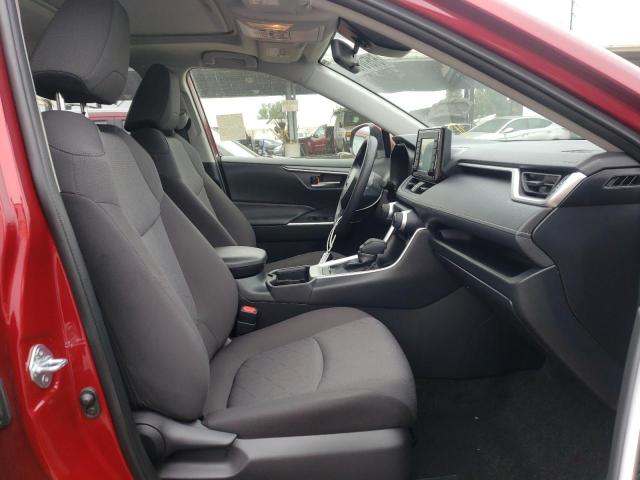 Photo 5 from auction – 2021 TOYOTA RAV4 XLE with VIN JTMW1RFV1MD072452