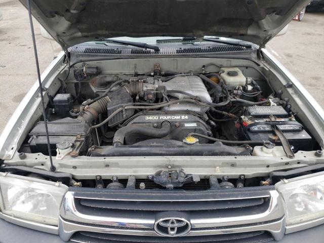 Photo 7 from auction – 2002 TOYOTA 4RUNNER SR with VIN JT3GN86R520257666