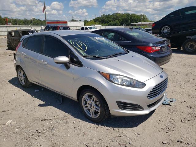 Zdjęcie 1 z aukcji – 2017 FORD FIESTA SE z VIN 3FADP4EJ4HM169250