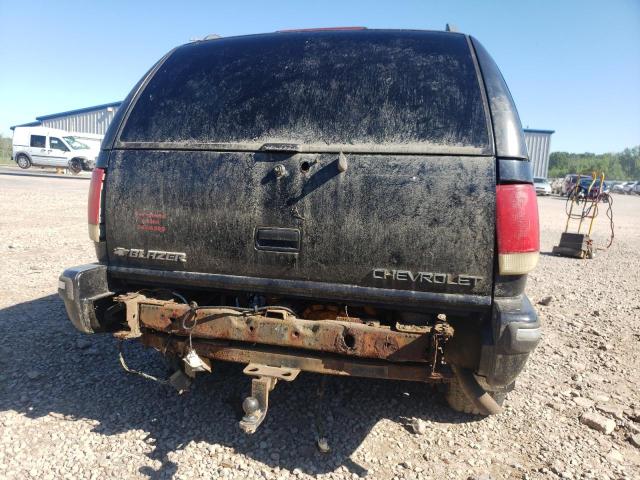 Photo 10 from auction – 1998 CHEVROLET BLAZER with VIN 1GNDT13W7W2117173
