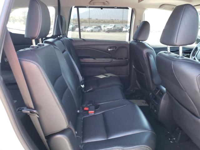 Photo 6 from auction – 2017 HONDA PILOT TOUR with VIN 5FNYF5H97HB009910
