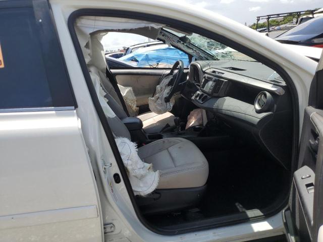 Photo 5 from auction – 2018 TOYOTA RAV4 LE with VIN JTMBFREV2JJ220011
